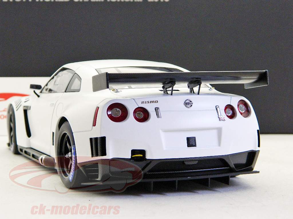 AUTOart 1:18 Nissan GT-R GT1 Championship RHD Plain Body