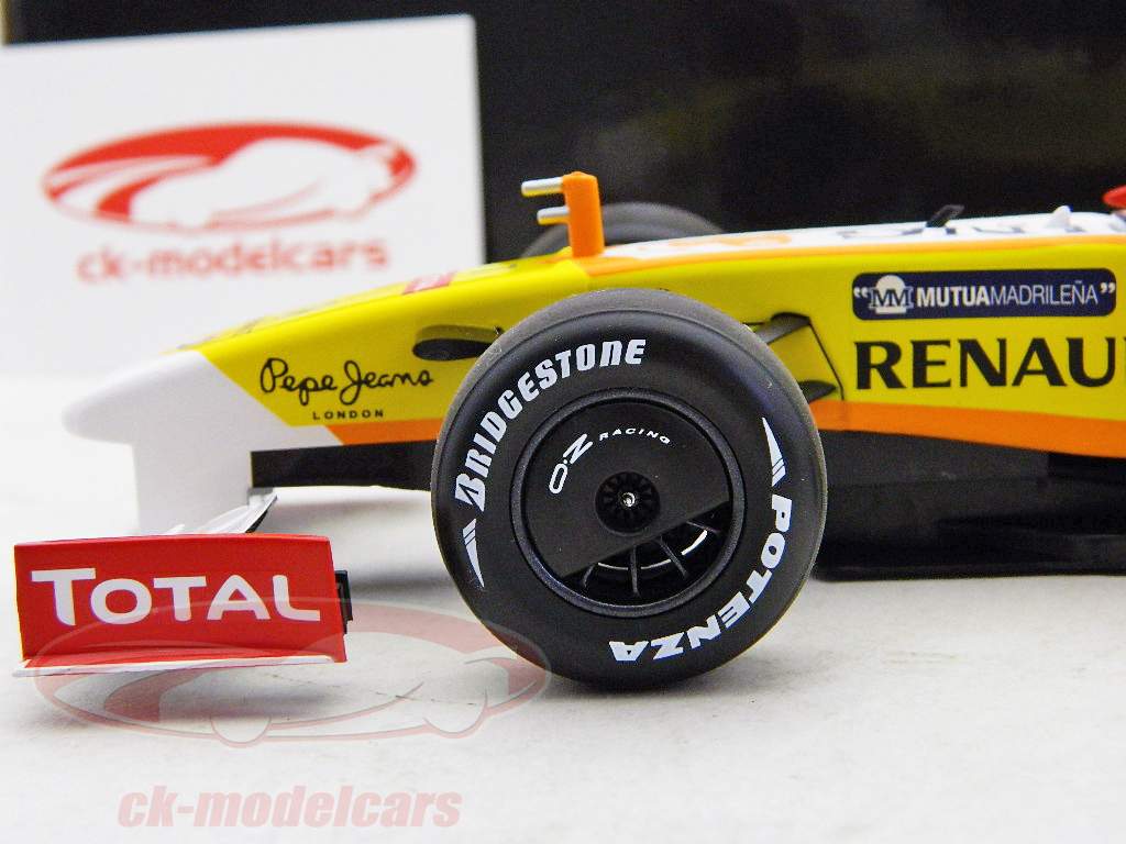 Fernando Alonso Renault R29 formula 1 2009 1:18 Minichamps