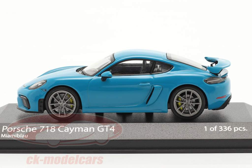 Porsche 718 (982) Cayman GT4 Baujahr 2020 miami blau 1:43 Minichamps