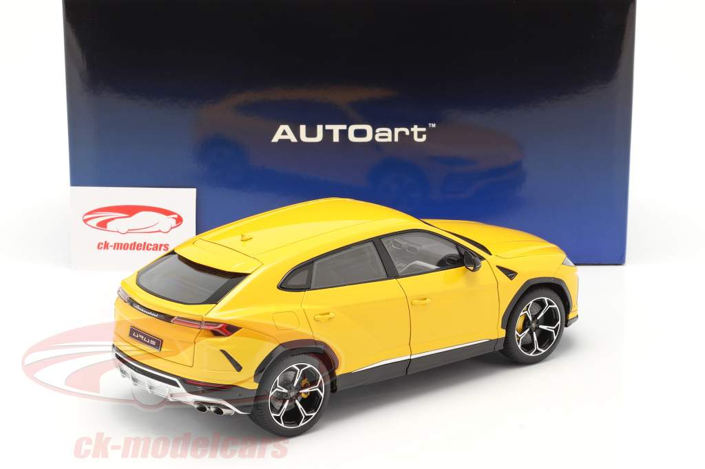 Lamborghini Urus Byggeår 2018 gul 1:18 AUTOart