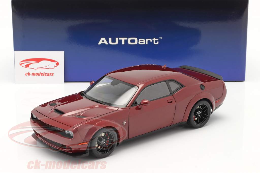 Dodge Challenger SRT Hellcat Byggeår 2018 oktan rød 1:18 AUTOart