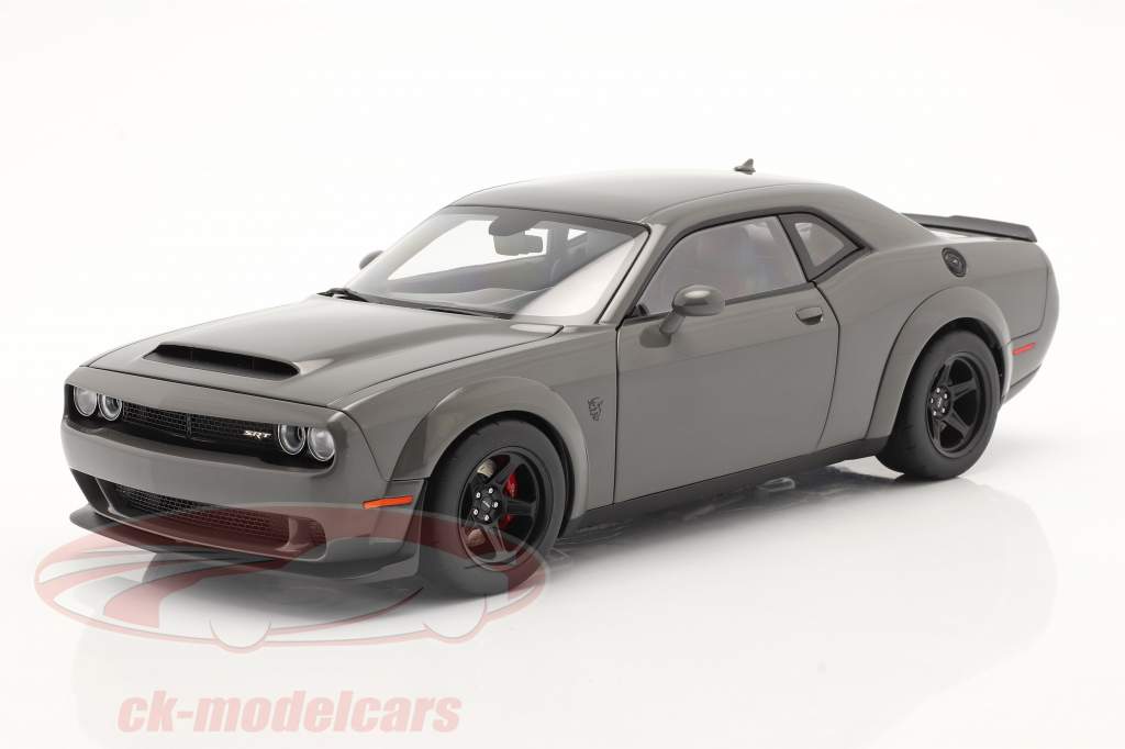 Dodge Challenger SRT Demon Ano de construção 2018 cinza 1:18 AUTOart