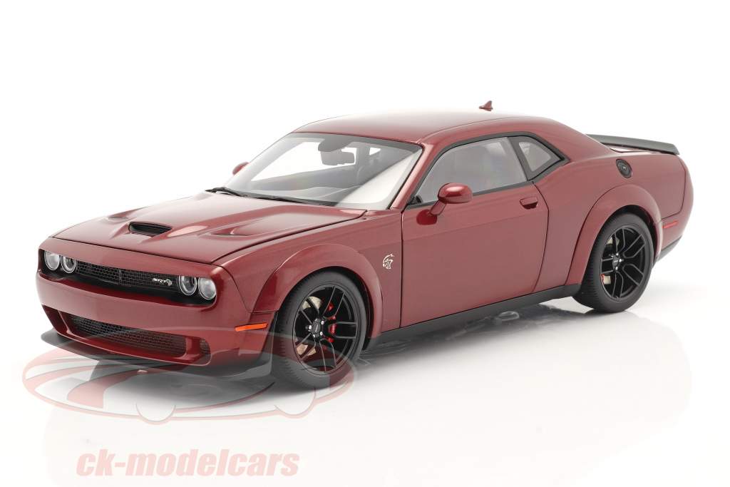 Dodge Challenger SRT Hellcat Byggeår 2018 oktan rød 1:18 AUTOart