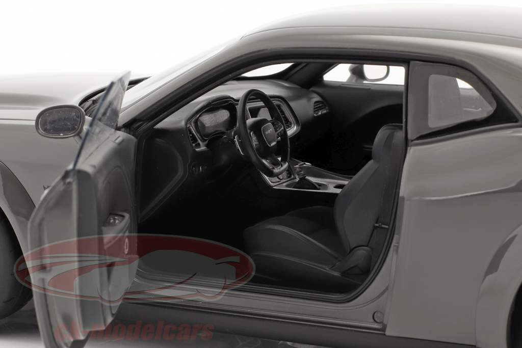 Dodge Challenger SRT Demon Ano de construção 2018 cinza 1:18 AUTOart