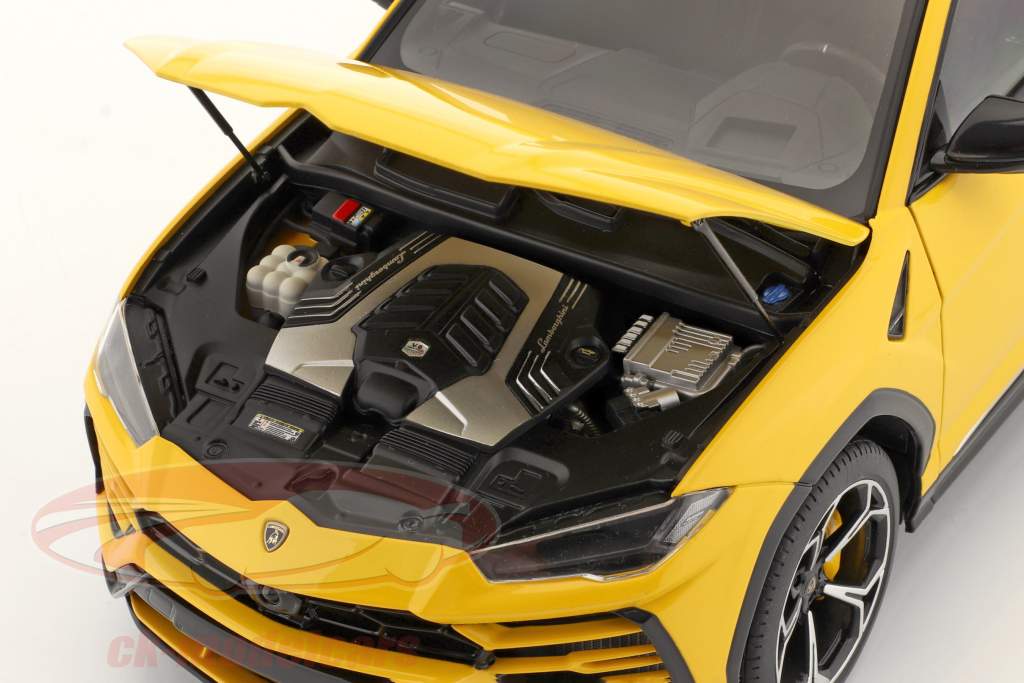 Lamborghini Urus Año de construcción 2018 amarillo 1:18 AUTOart