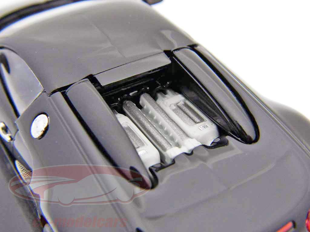 Bugatti Veyron 2010 black metallic 1:43 Minichamps
