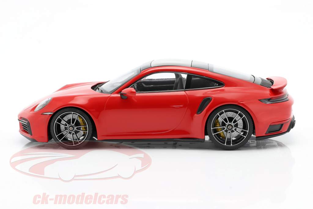 Porsche 911 (992) Turbo S Byggeår 2020 vagter rød 1:18 Minichamps