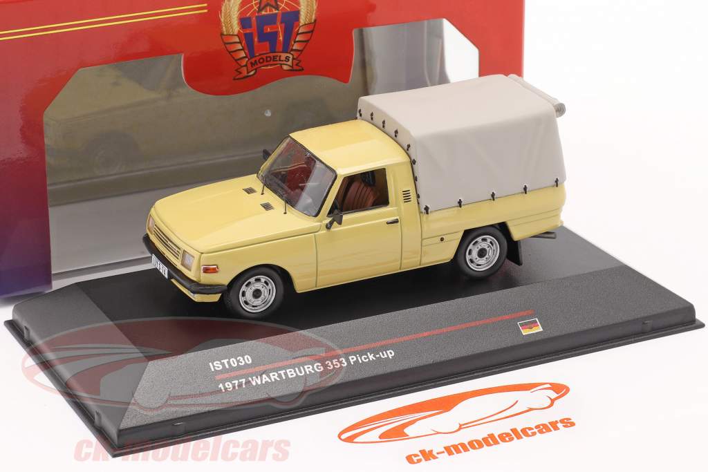 Wartburg 353 Pick-up jaar 1977 zand gekleurd 1:43 IST-Models