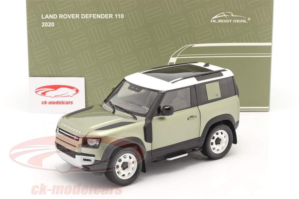 Land Rover Defender 90 和 车顶行李架 2020 pangea 绿色 1:18 Almost Real