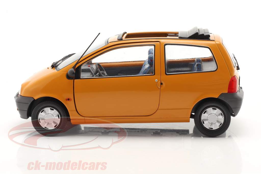 Renault Twingo MK1 Avec Softtop Orange 1:18 Solido