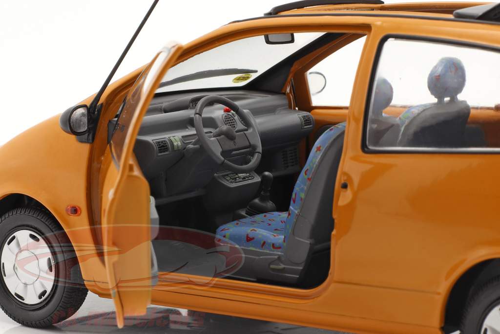 Renault Twingo MK1 Con Softtop naranja 1:18 Solido