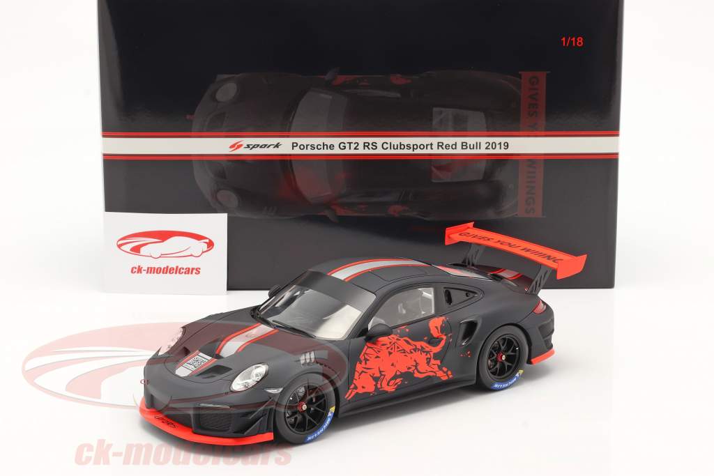 Porsche 911 GT2 RS Clubsport Red Bull 2019 schwarz / rot 1:18 Spark