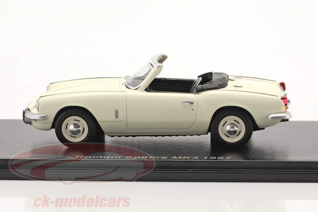 Triumph Spitfire MK3 Año de construcción 1967 blanco 1:43 Spark