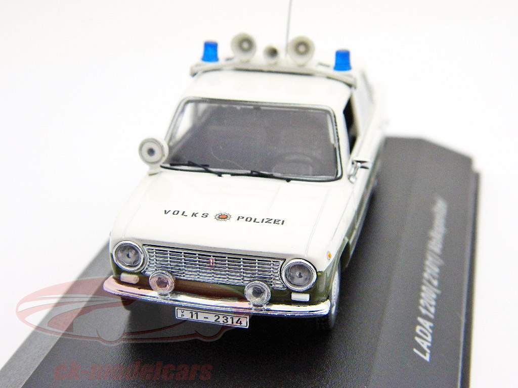 Lada 1200 (2101) Berline Volkspolizei 1:43 Ixo