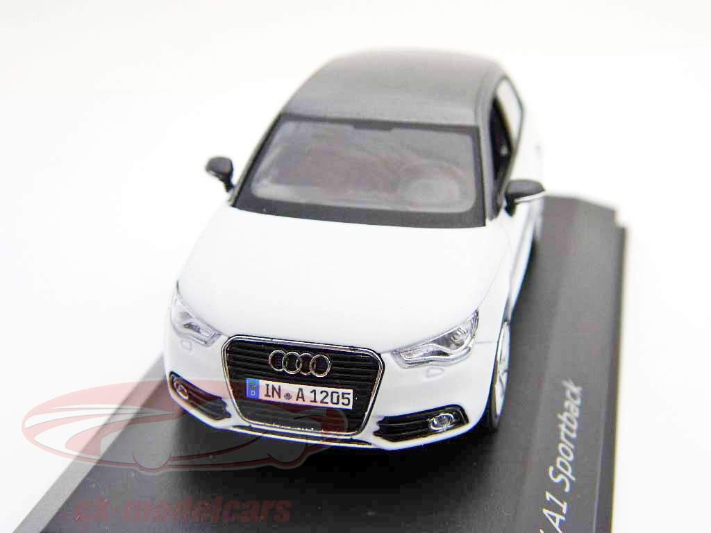 Audi A7 Sportback 1/43 ホワイト 1/43 スパーク 501.17.070.31 アウディ特注 アウディ A7