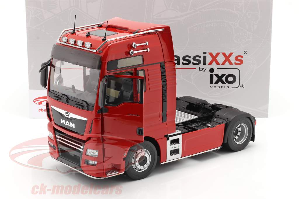 MAN TGX XXL Camión Año de construcción 2018 rojo 1:18 Premium ClassiXXs