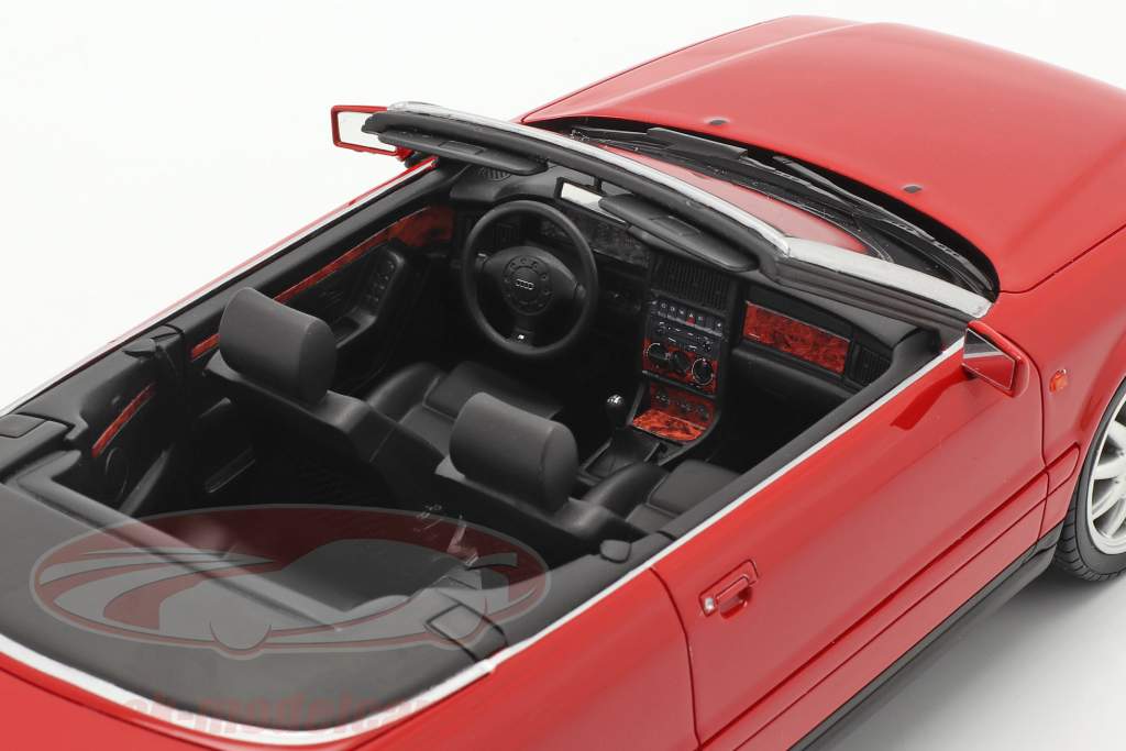 Audi 80 2.8L B3 Convertible year 2000 laser red 1:18 OttOmobile