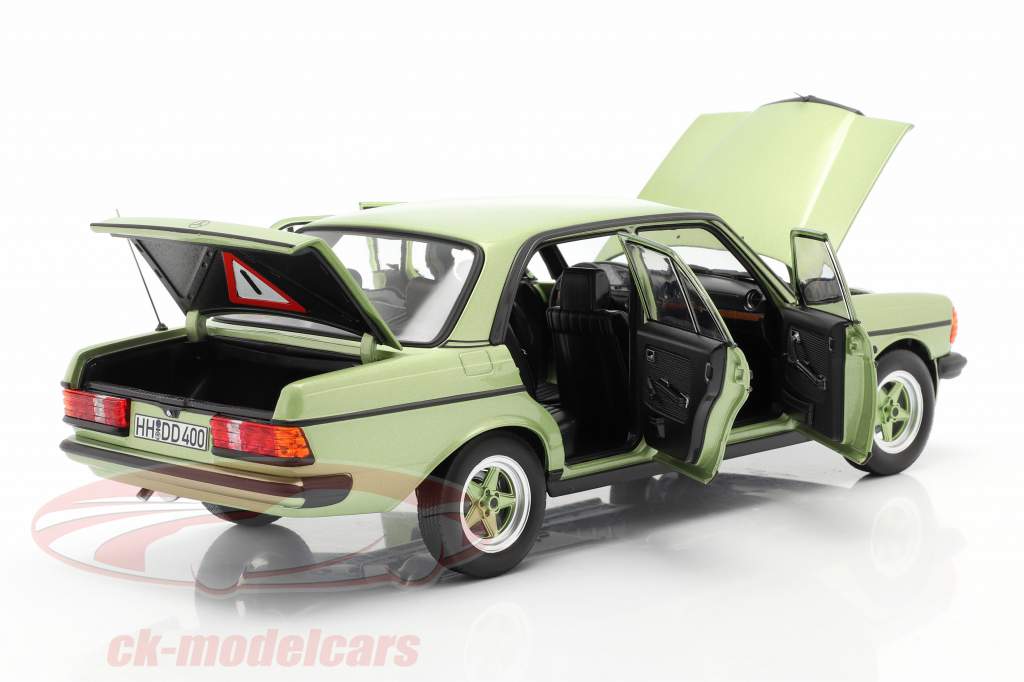 Mercedes-Benz E-class 200E (W123) AMG year 1984 silver green 1:18 Norev