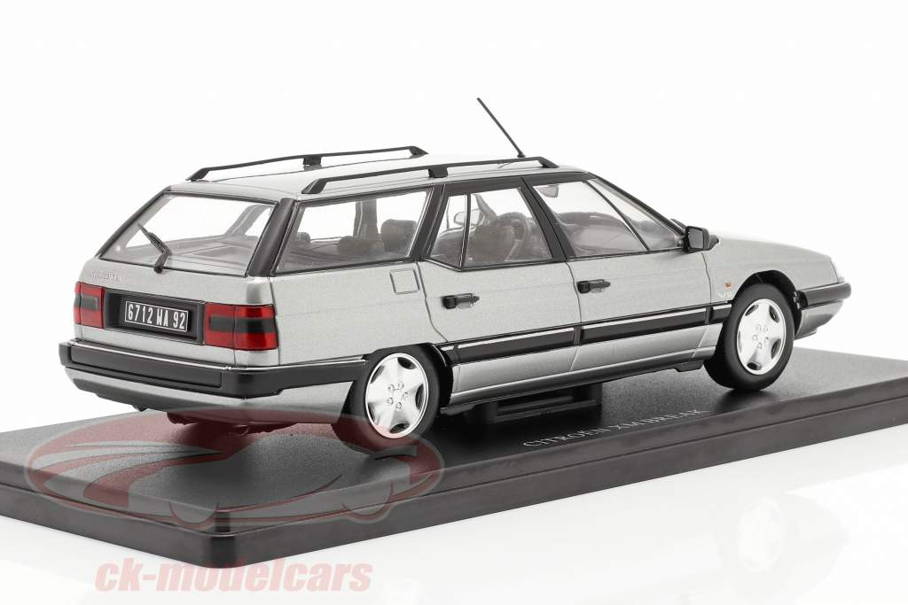 Citroen XM Break argento metallico 1:24 Hachette