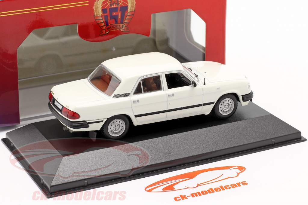 GAZ 3110 Baujahr 1997 weiß 1:43 IST-Models