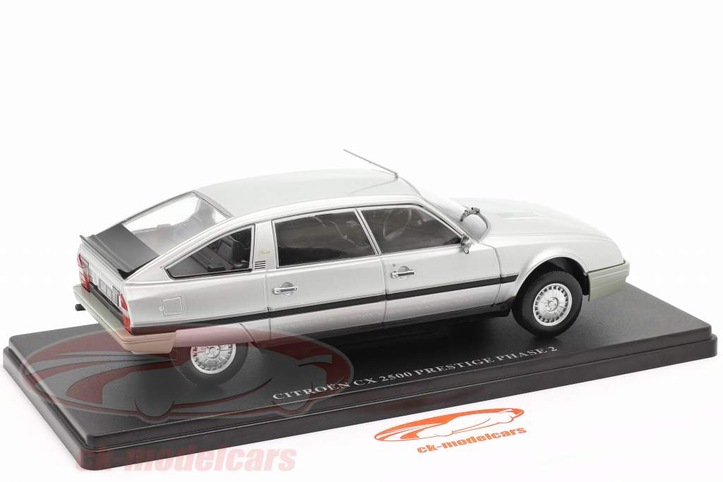 Citroen CX 2500 Prestige Phase 2 silver grey 1:24 Hachette