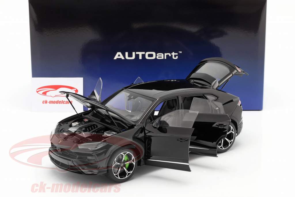 Lamborghini Urus 建设年份 2018 黑色的 1:18 AUTOart