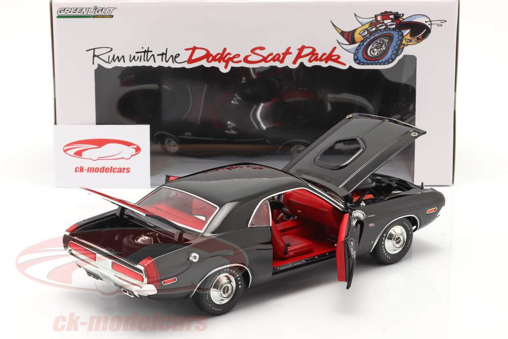 Dodge Challenger R/T 440 6-pack 1970 黒 1:18 Greenlight