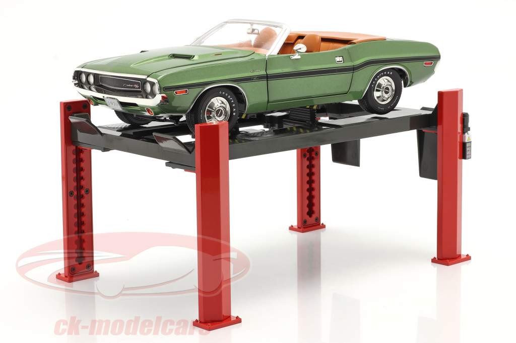 Ajustable Cuatro postes elevar rojo / gris 1:18 Greenlight