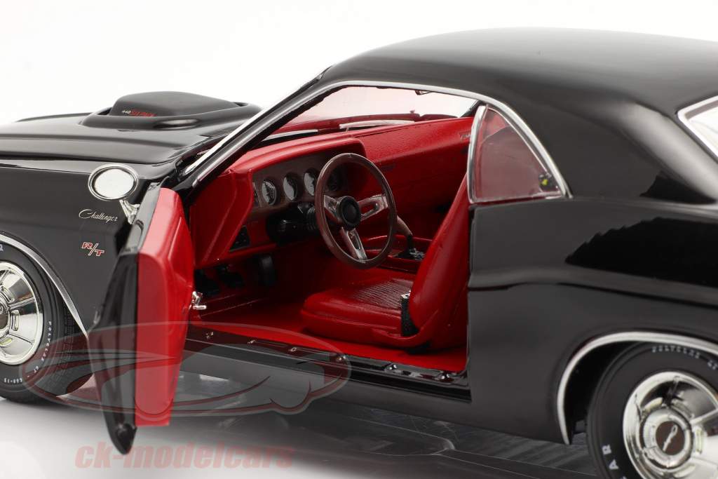 Dodge Challenger R/T 440 6-pack 1970 黒 1:18 Greenlight