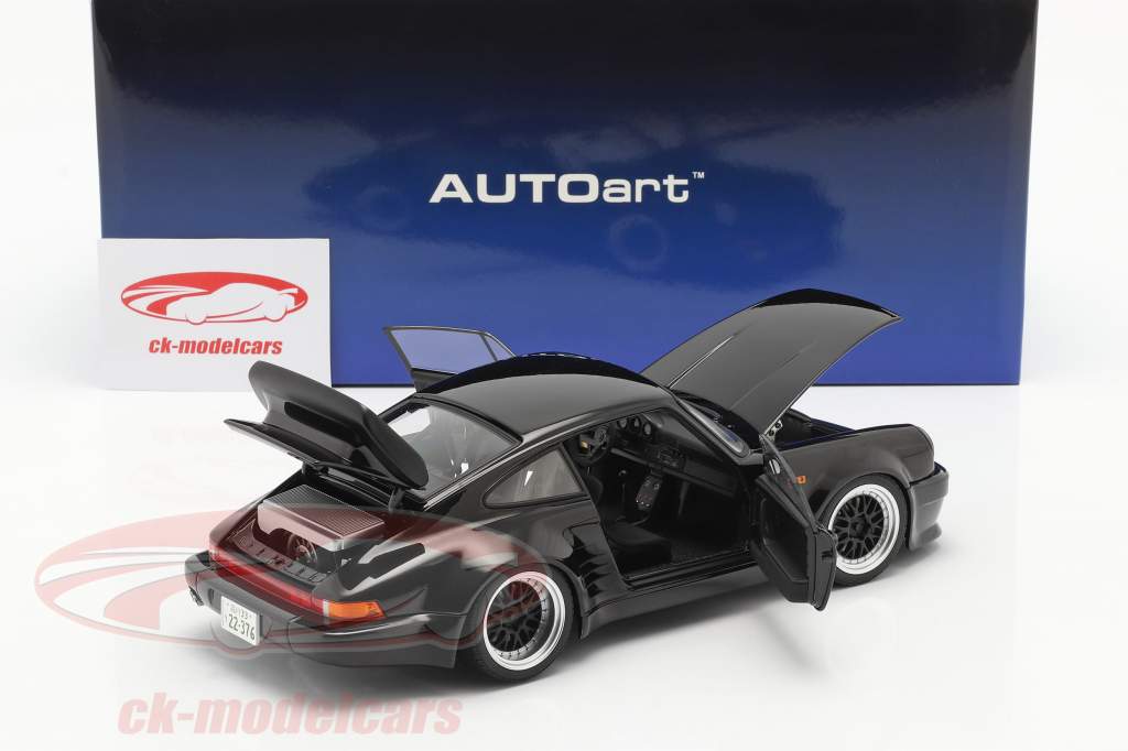 AUTOart 1:18 Porsche 911 (930) Turbo Wangan Midnight