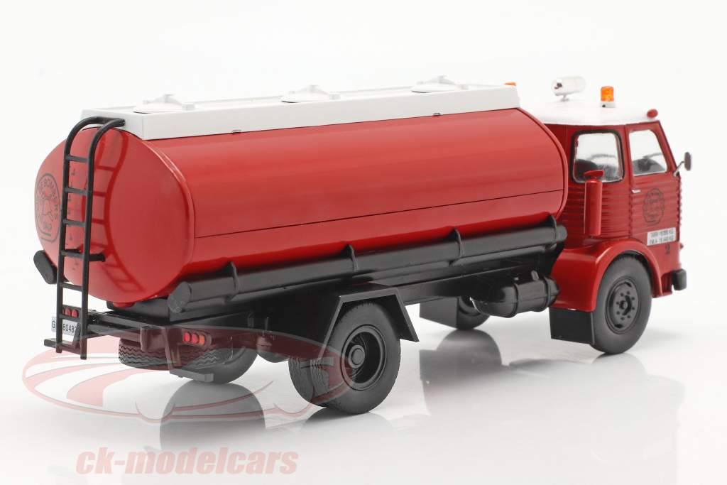 Pegaso Comet 1095 Feuerwehr Spanien 1968 rot / weiß 1:43 Altaya