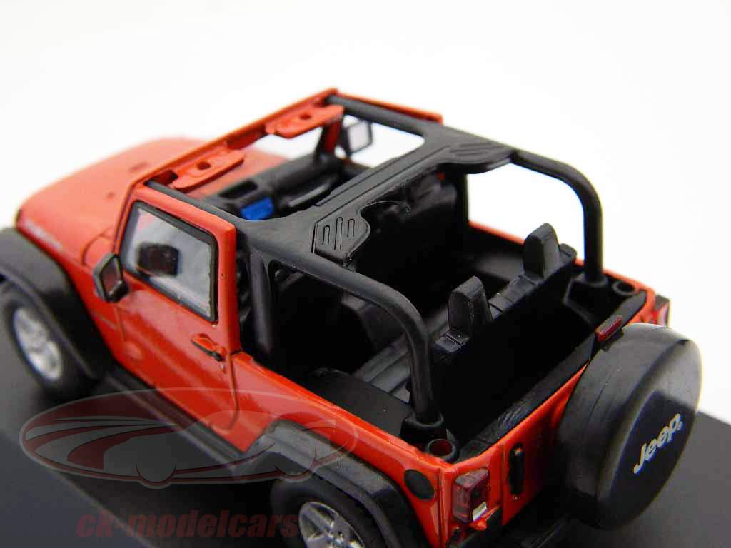 吉普牧马人Rubicon 2012年红色与硬顶1:43绿光