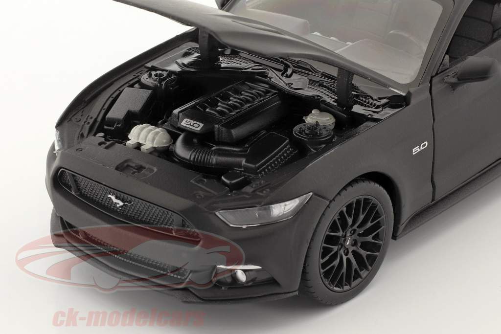 Ford Mustang GT 年 2015 マット 黒 1:24 Welly