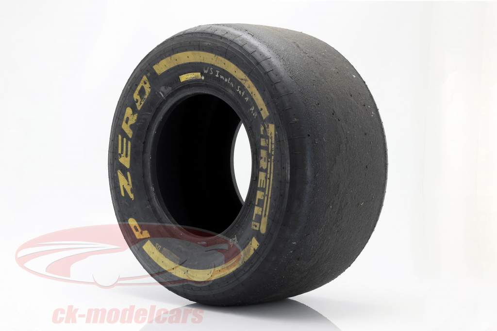 元の Pirelli レーシングタイヤ 325/660-13 P-Zero 式 