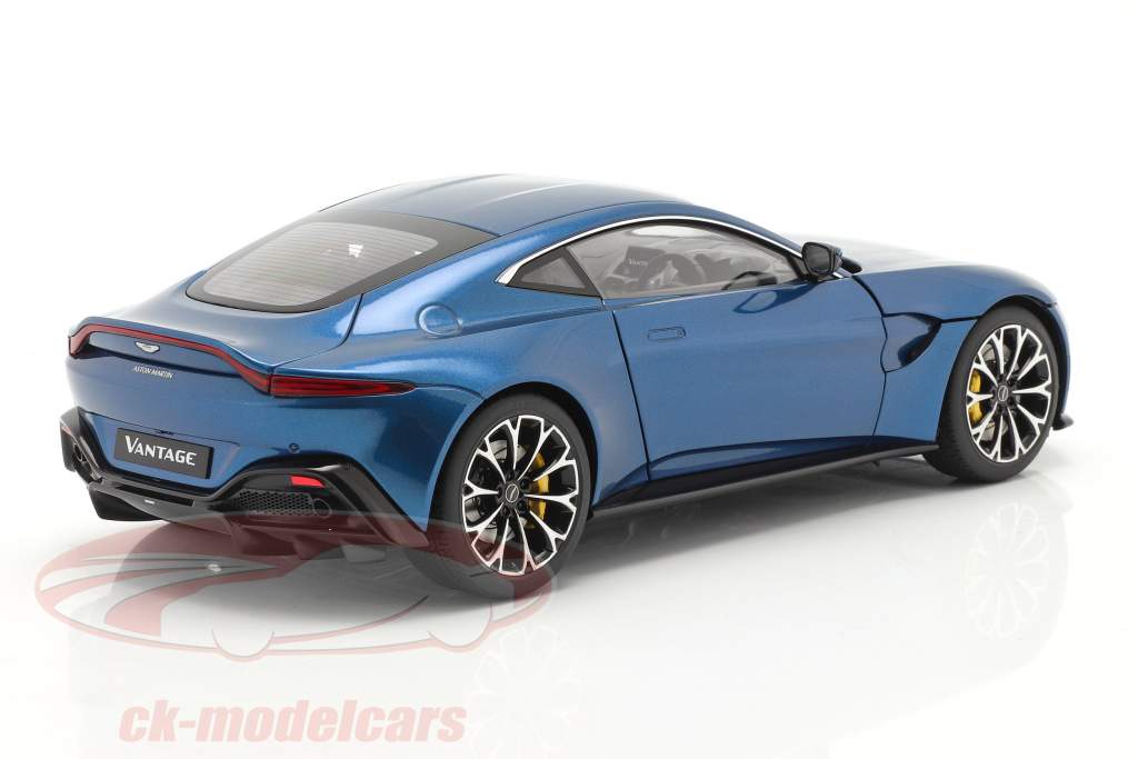 Aston Martin Vantage year 2019 ming blue 1:18 AUTOart