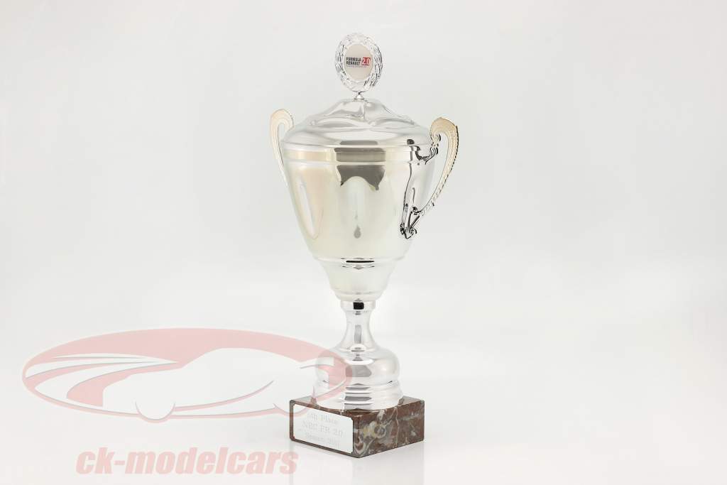 Трофей 6-е NEC формула Renault 2.0 время года 2011