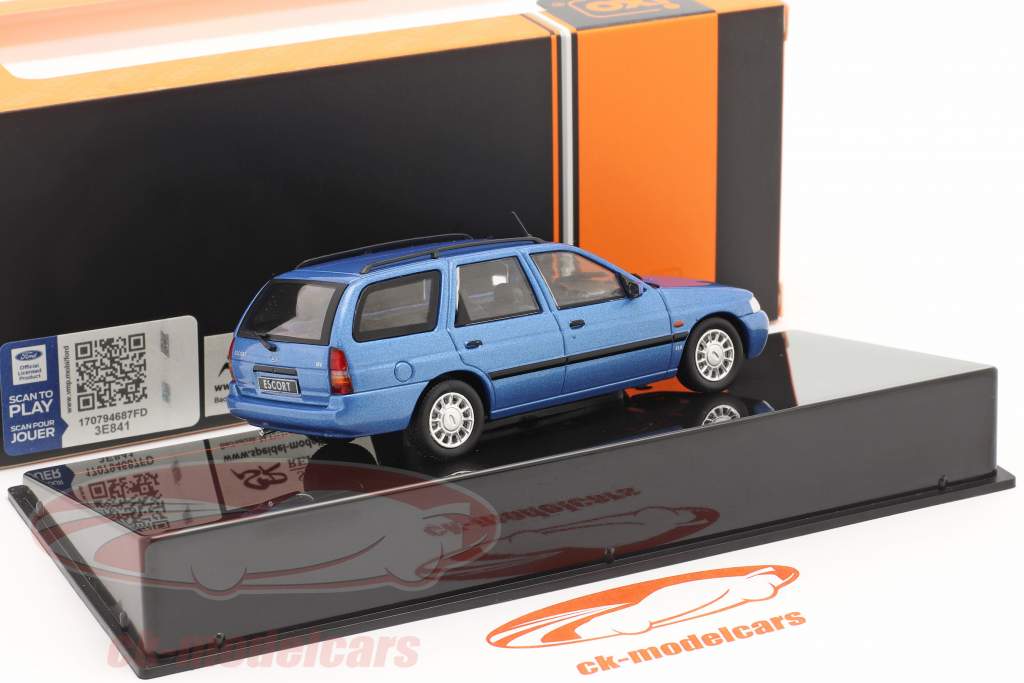 Ford Escort Turnier 建设年份 1996 蓝色的 金属的 1:43 Ixo