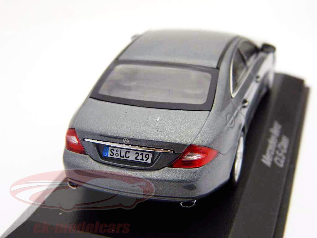Mercedes-Benz CLS-Class perlitgrau / perlite gris Minichamps 1:43