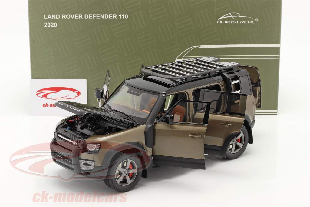 Land Rover Defender 110 Anno di costruzione 2020 Marrone metallico 1:18 Almost Real