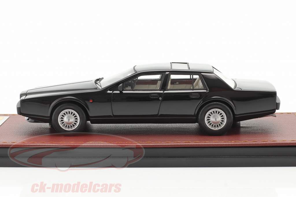 Aston Martin Lagonda Series IV Byggeår 1987 sort 1:43 GLM