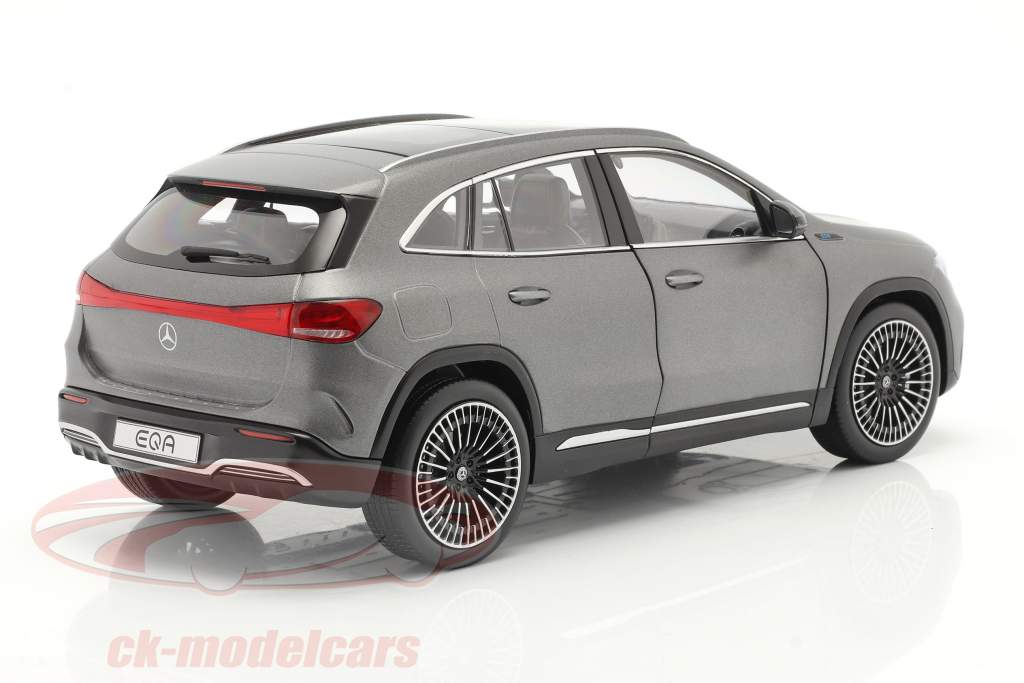 Mercedes Benz EQA (H243) Byggeår 2021 designo bjerggrå magno 1:18 NZG