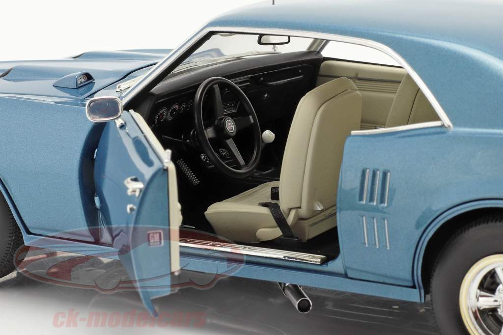 Pontiac Firebird Street Fighter Baujahr 1968 luzernblau 1:18 GMP