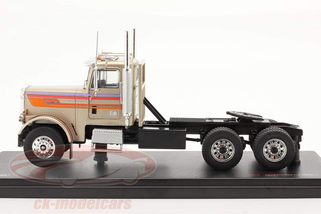 Freightliner FLC 120 64 T Lastbil 1977 guld-beige metallisk 1:43 Ixo