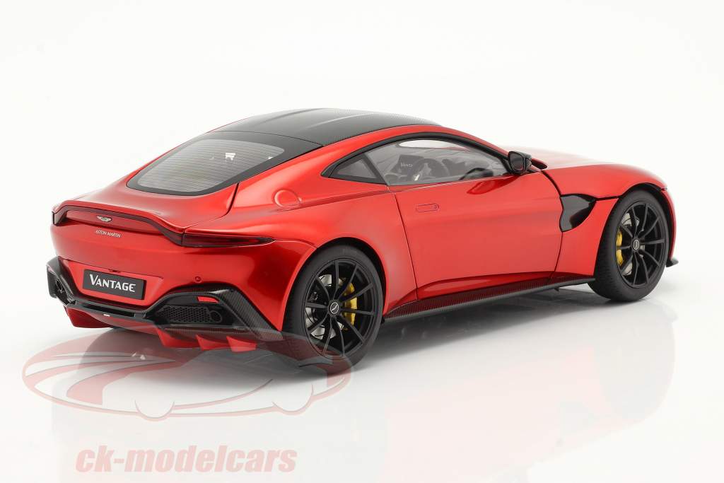 Aston Martin Vantage Anno di costruzione 2019 hyper rosso 1:18 AUTOart