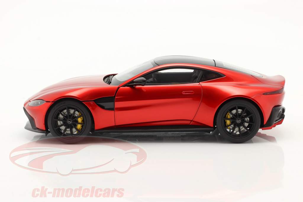 Aston Martin Vantage Anno di costruzione 2019 hyper rosso 1:18 AUTOart