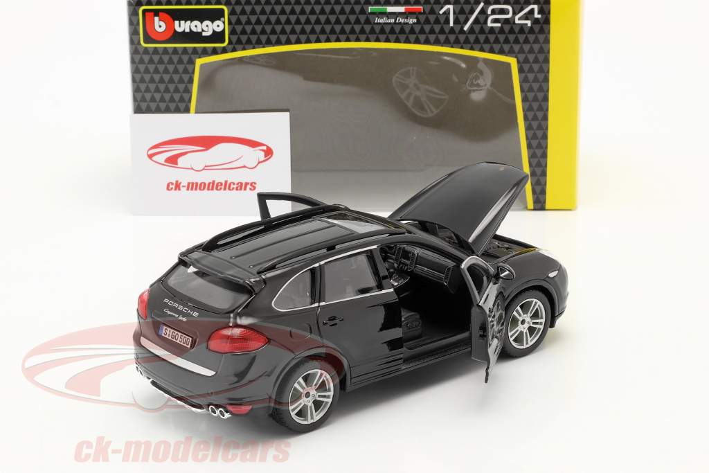 Porsche Cayenne Turbo 黒 1:24 Bburago