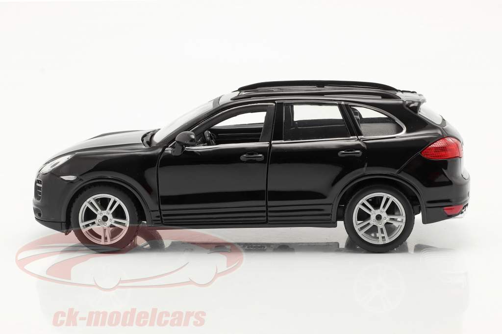 Porsche Cayenne Turbo 黒 1:24 Bburago
