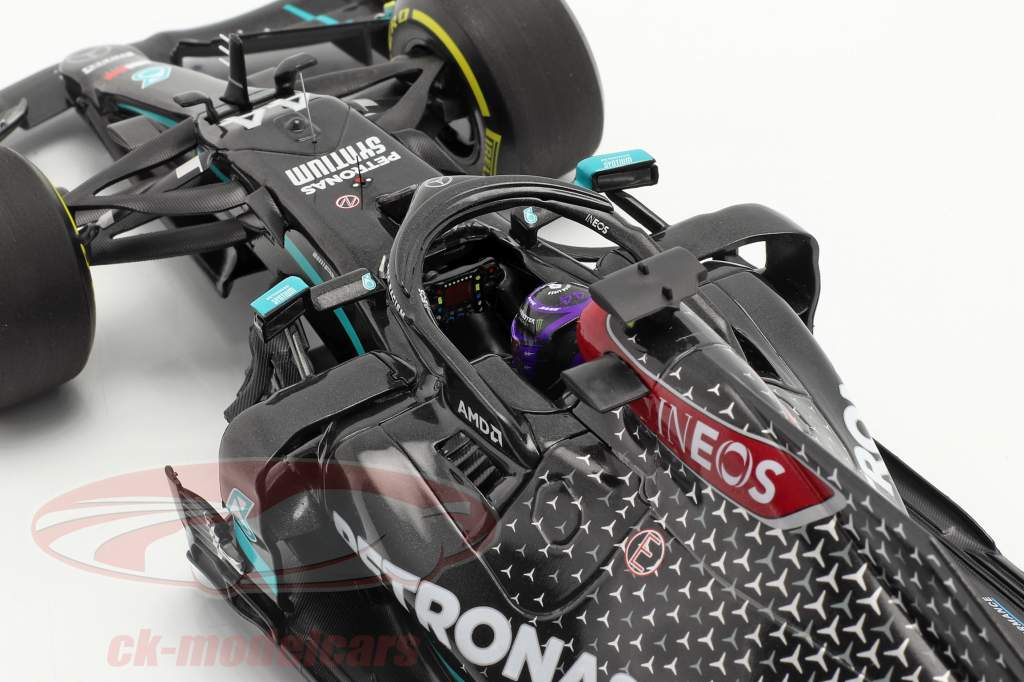 L. Hamilton Mercedes-AMG F1 W11 #44 优胜者 施蒂里亚 GP 公式 1 世界冠军 2020 1:18 迷你冠军