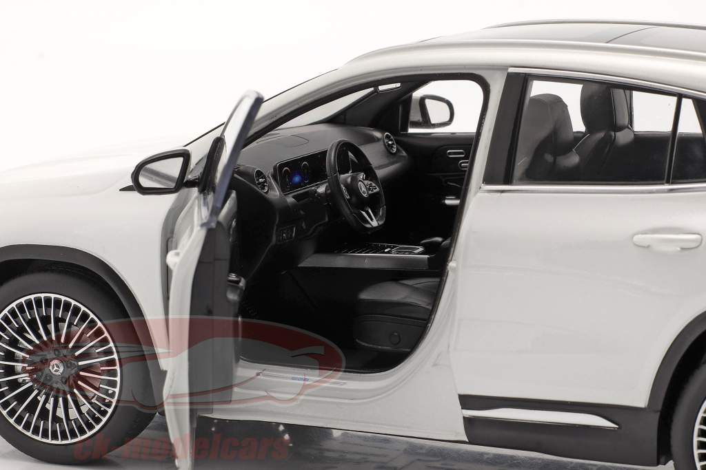 Mercedes-Benz EQA (H243) 建设年份 2021 digital 白色的 1:18 NZG