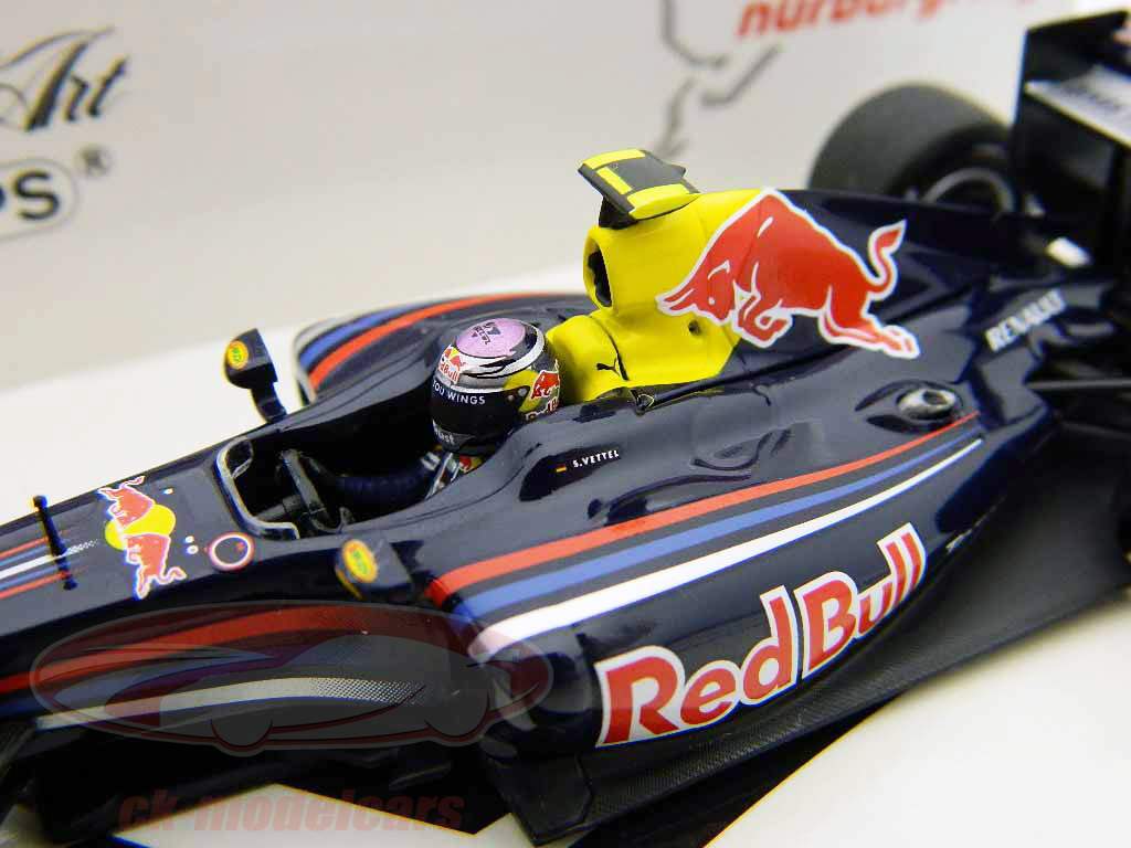 S. Vettel show car in 2009 Nurburgring Red Bull Racing 1:43 Minichamps